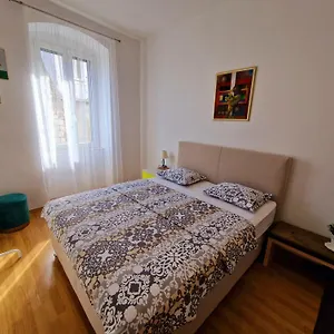 Downtown Nora Appartement Split