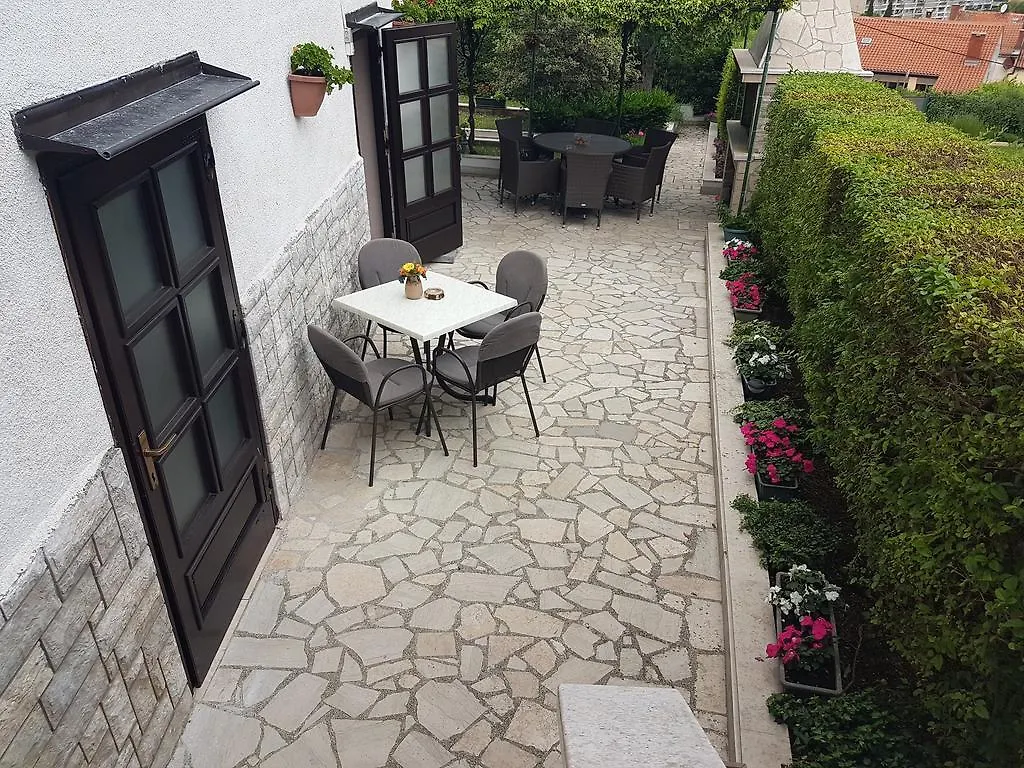 Apartments Maletic Pula